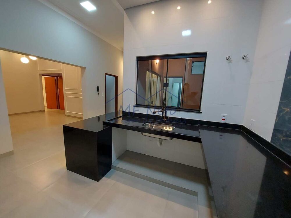 Casa, 3 quartos, 253 m² - Foto 2