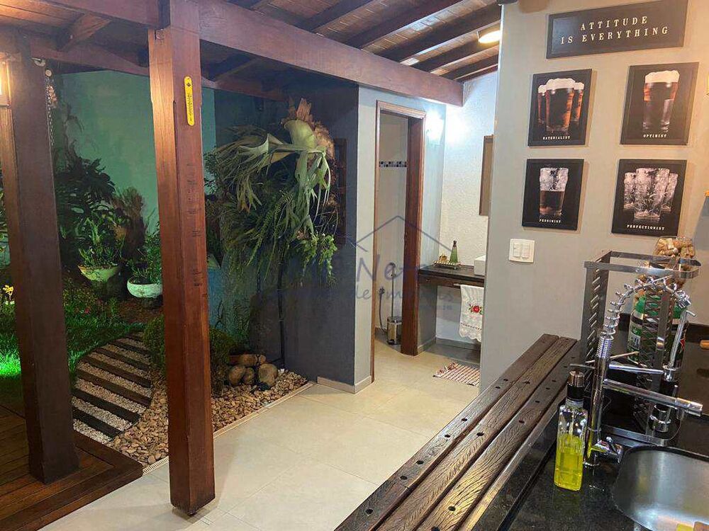 Casa, 3 quartos, 257 m² - Foto 7