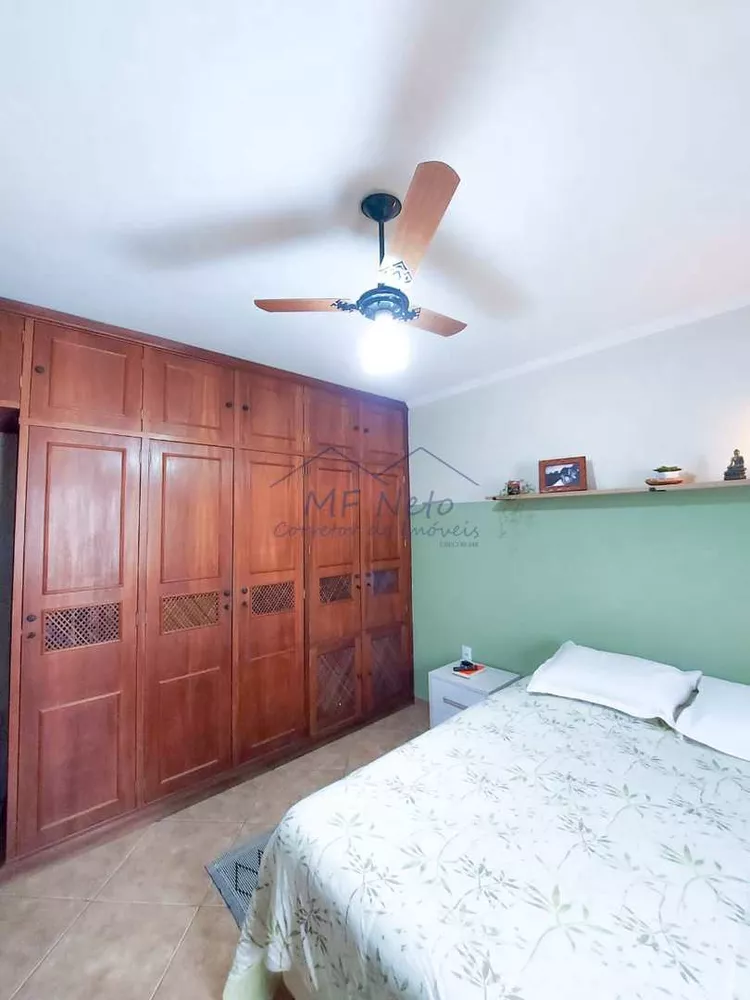 Casa à venda com 3 quartos, 269m² - Foto 4