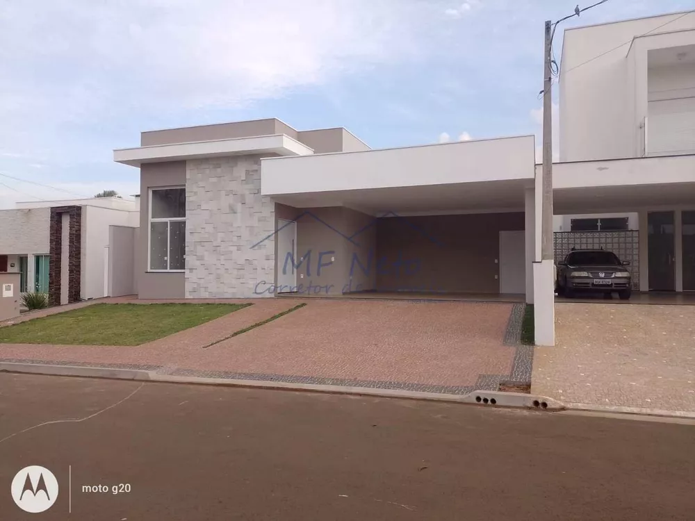 Casa de Condomínio à venda com 3 quartos, 450m² - Foto 3