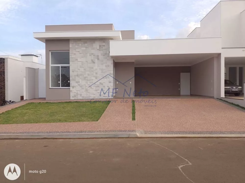 Casa de Condomínio à venda com 3 quartos, 450m² - Foto 1