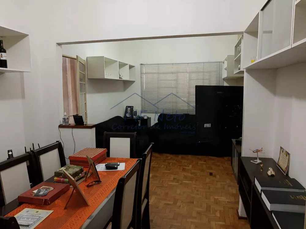 Casa à venda com 3 quartos, 246m² - Foto 2