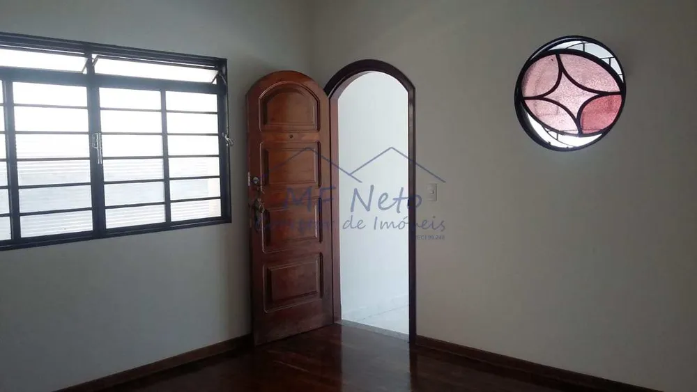 Casa, 3 quartos, 550 m² - Foto 2