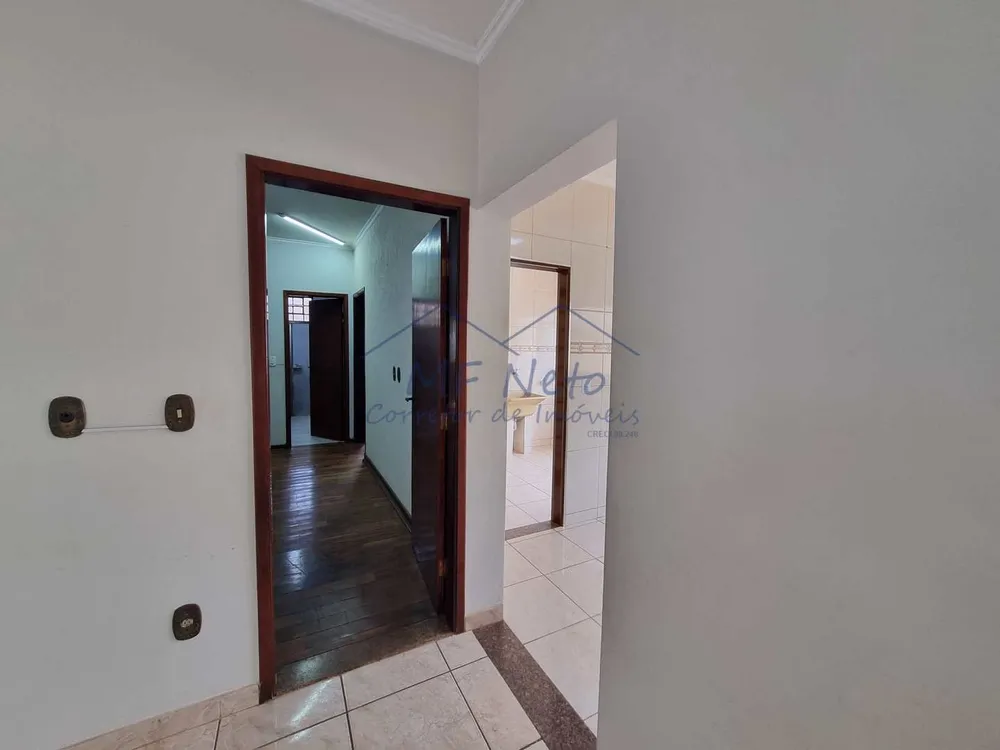 Casa, 3 quartos, 279 m² - Foto 2