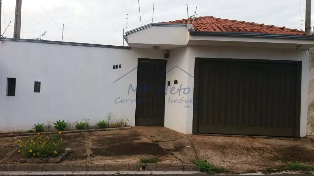 Casa à venda com 2 quartos, 250m² - Foto 1