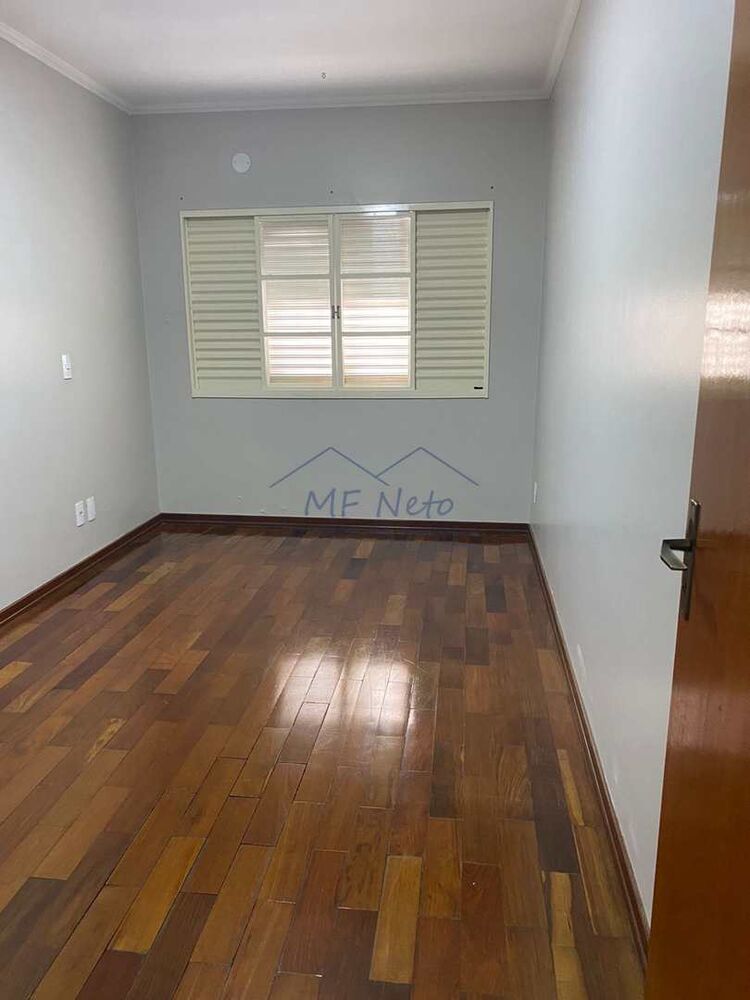 Casa, 3 quartos, 279 m² - Foto 4