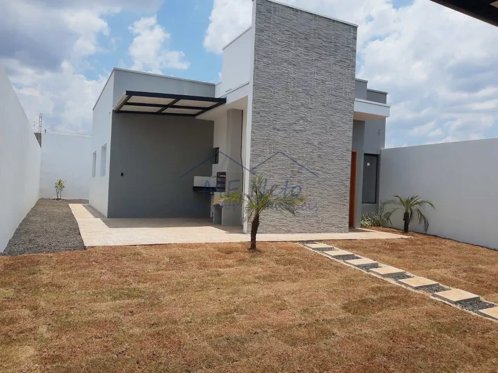 Casa à venda com 3 quartos, 250m² - Foto 3