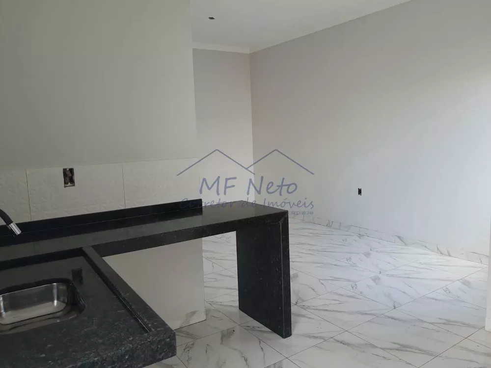 Casa à venda com 3 quartos, 250m² - Foto 4