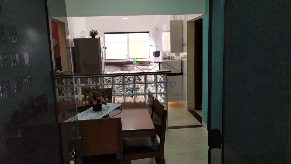 Casa, 2 quartos, 256 m² - Foto 2