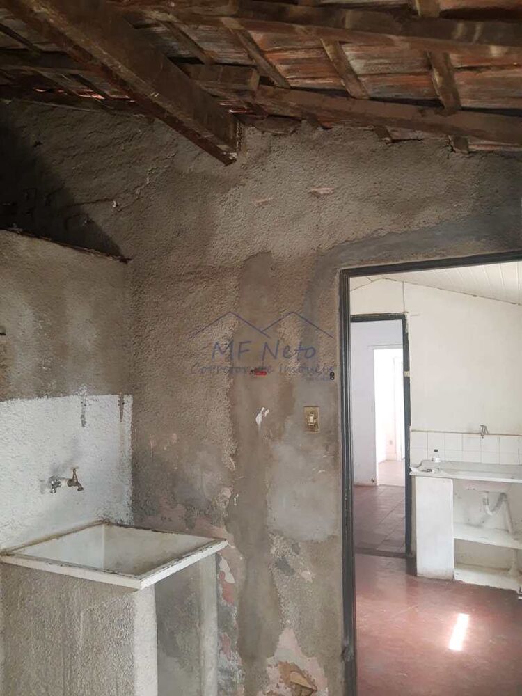 Casa à venda com 1 quarto, 170m² - Foto 6
