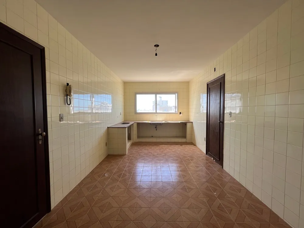 Cobertura, 4 quartos, 300 m² - Foto 3