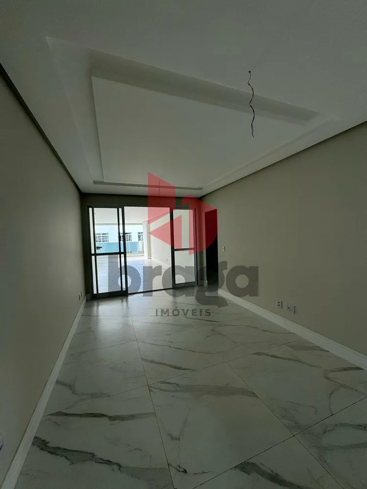 Apartamento, 3 quartos, 132 m² - Foto 2