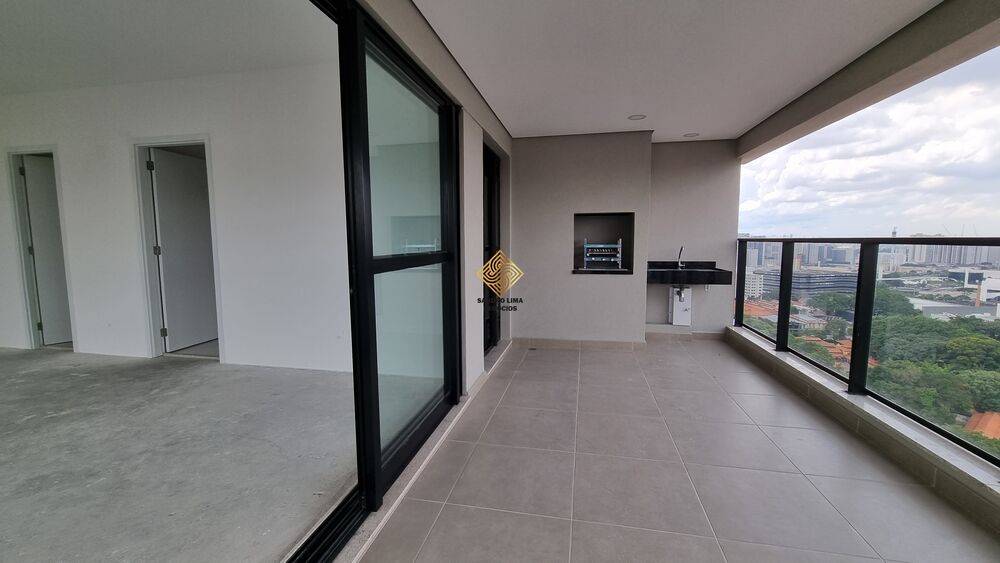 Apartamento à venda com 3 quartos, 135m² - Foto 1