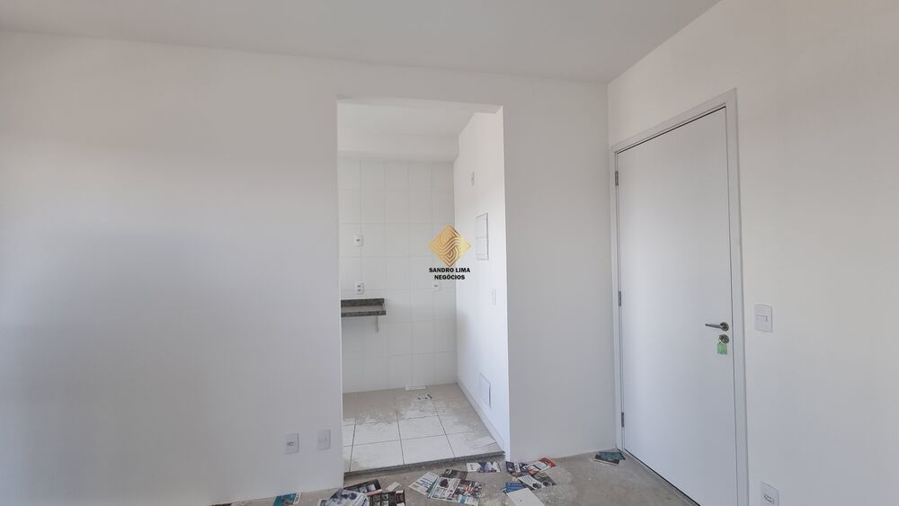 Apartamento à venda com 2 quartos, 42m² - Foto 4