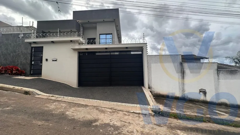 Casa, 4 quartos, 312 m² - Foto 1