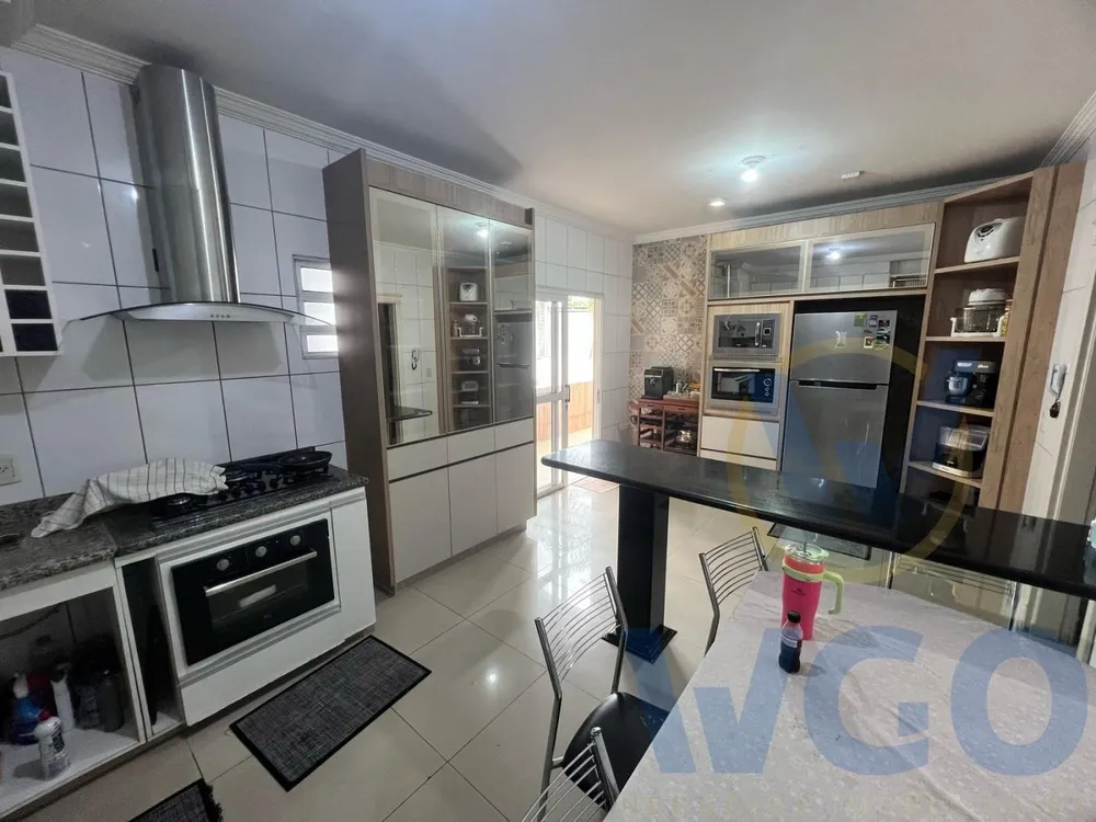 Casa, 4 quartos, 527 m² - Foto 3