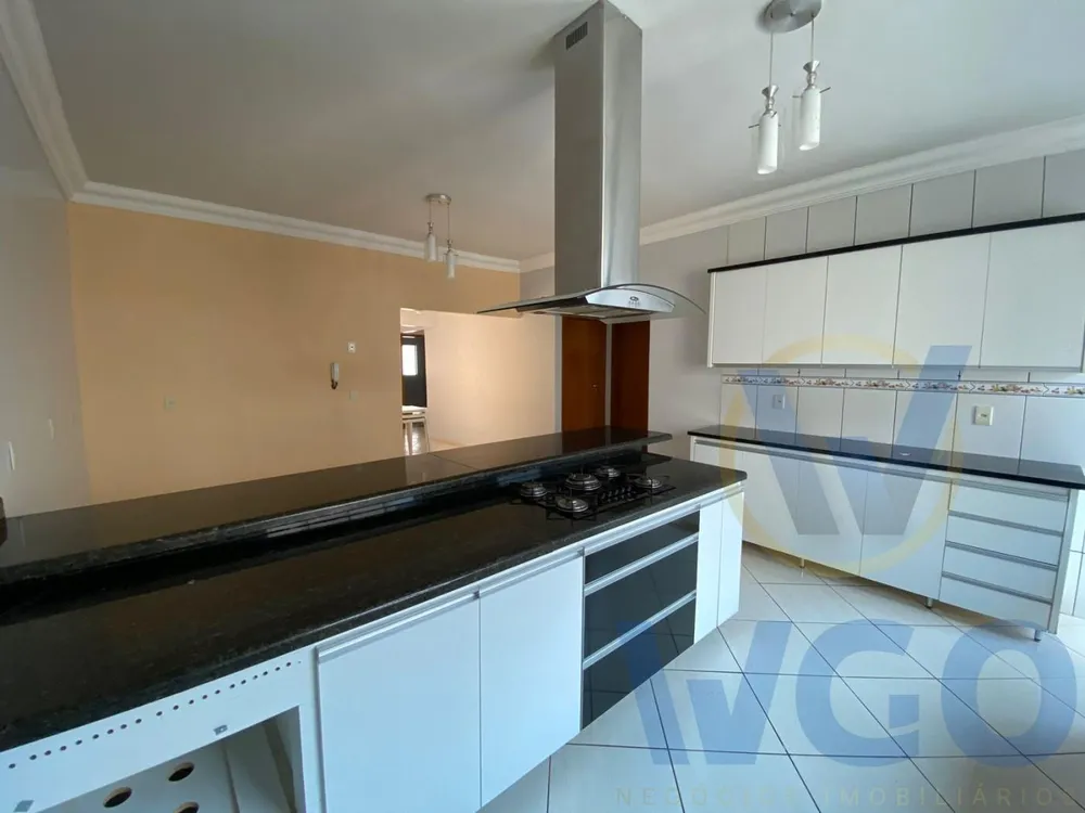 Casa, 5 quartos, 266 m² - Foto 11