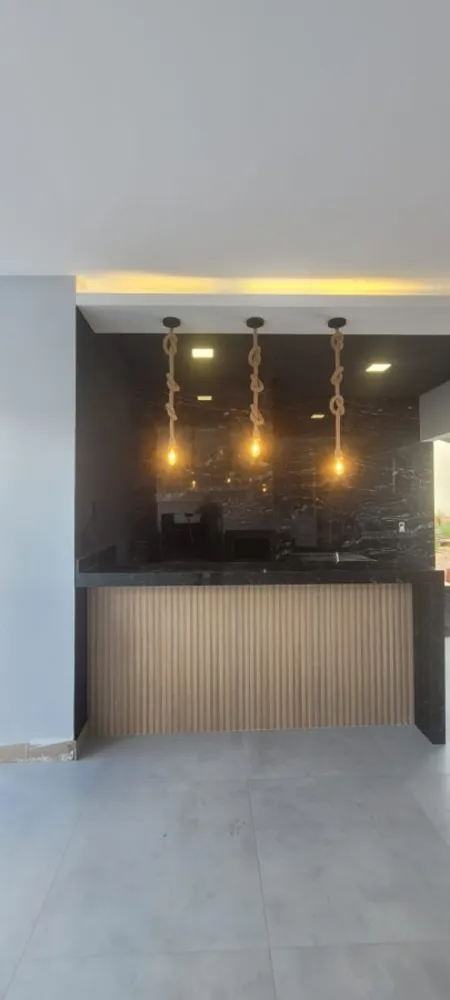 Casa, 3 quartos, 200 m² - Foto 1