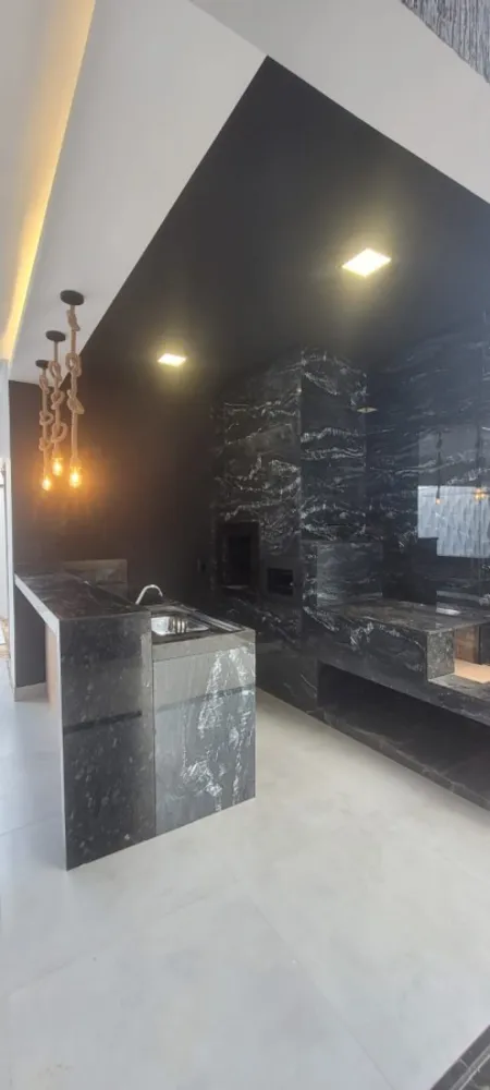 Casa, 3 quartos, 200 m² - Foto 2