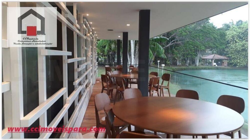 Casa de Condomínio para alugar com 4 quartos, 600m² - Foto 1
