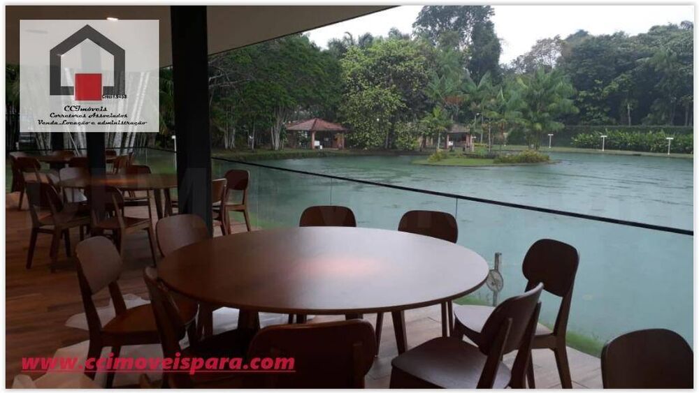 Casa de Condomínio para alugar com 4 quartos, 600m² - Foto 2