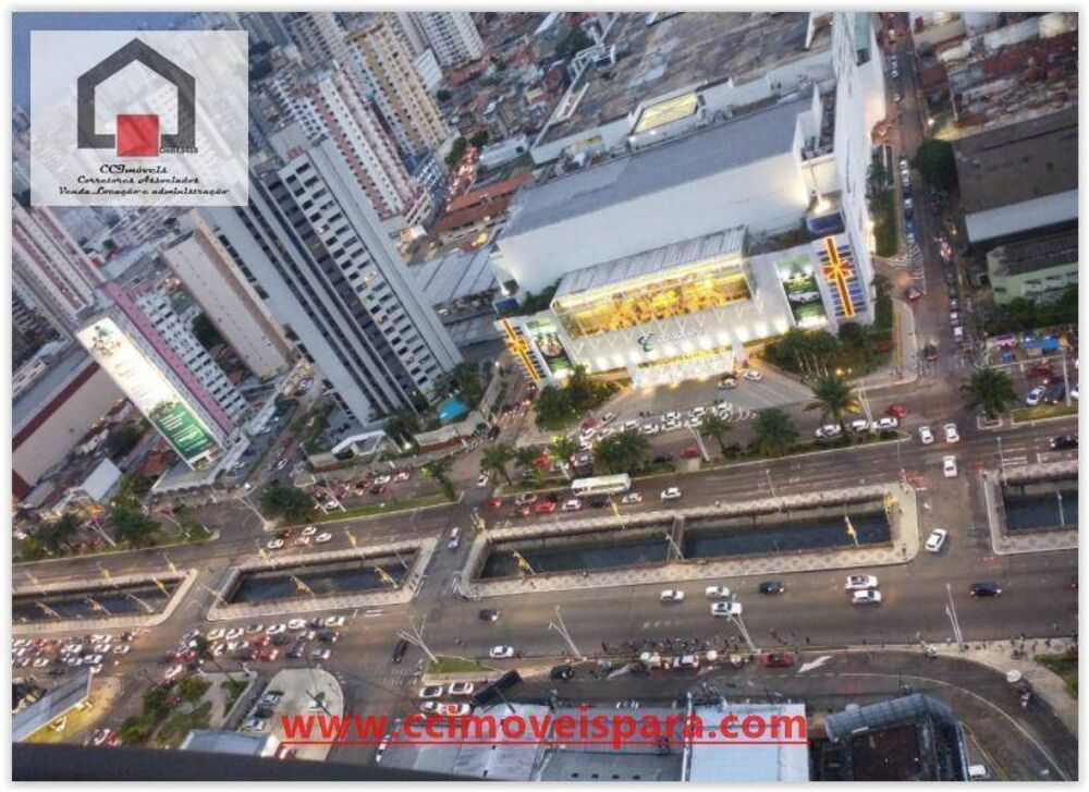 Apartamento à venda com 4 quartos, 206m² - Foto 1