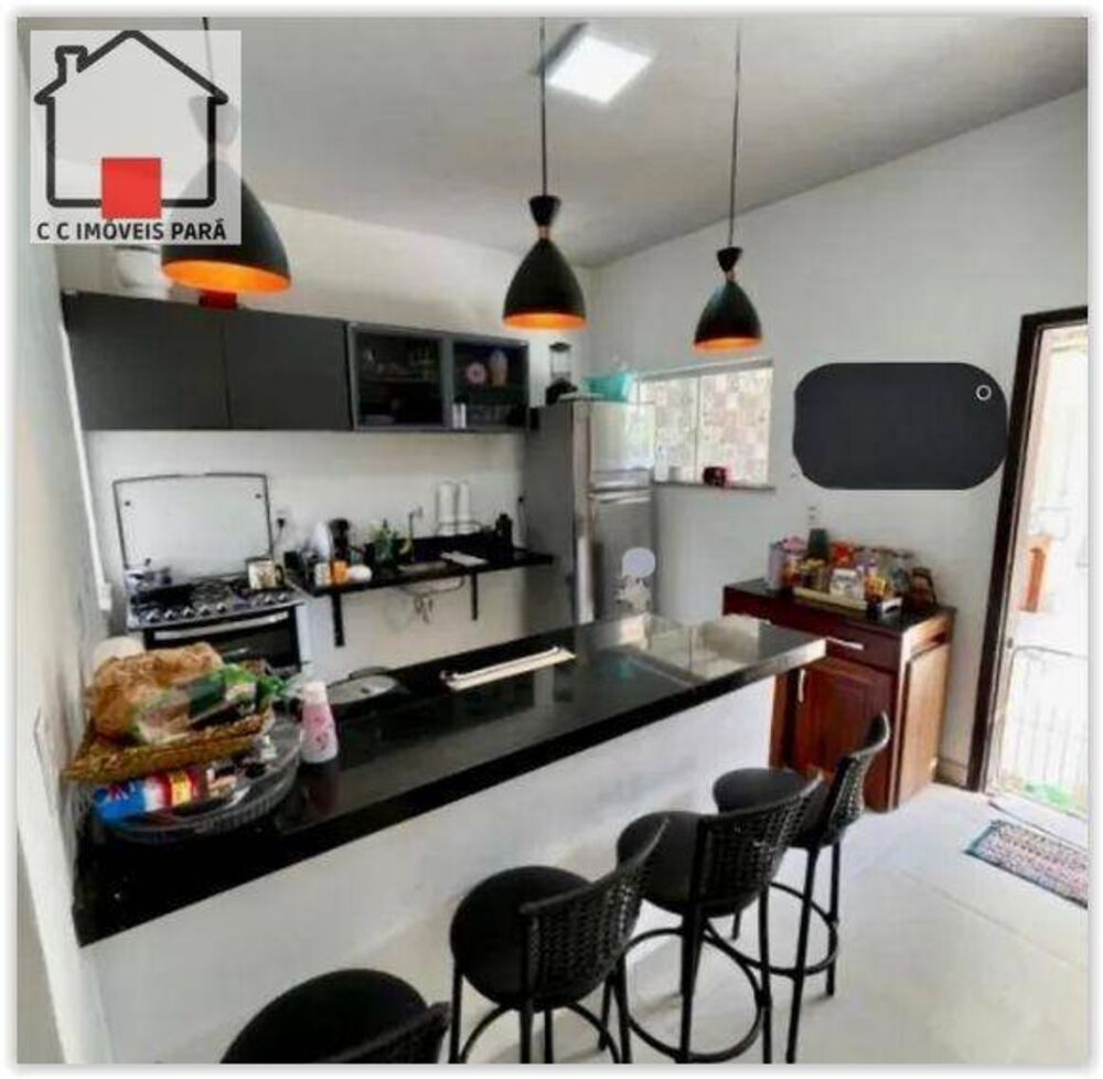 Casa de Condomínio à venda com 4 quartos, 350m² - Foto 2
