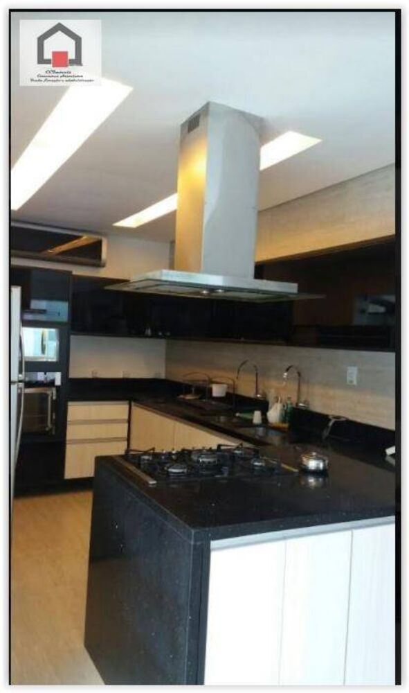 Casa de Condomínio à venda com 4 quartos, 500m² - Foto 1