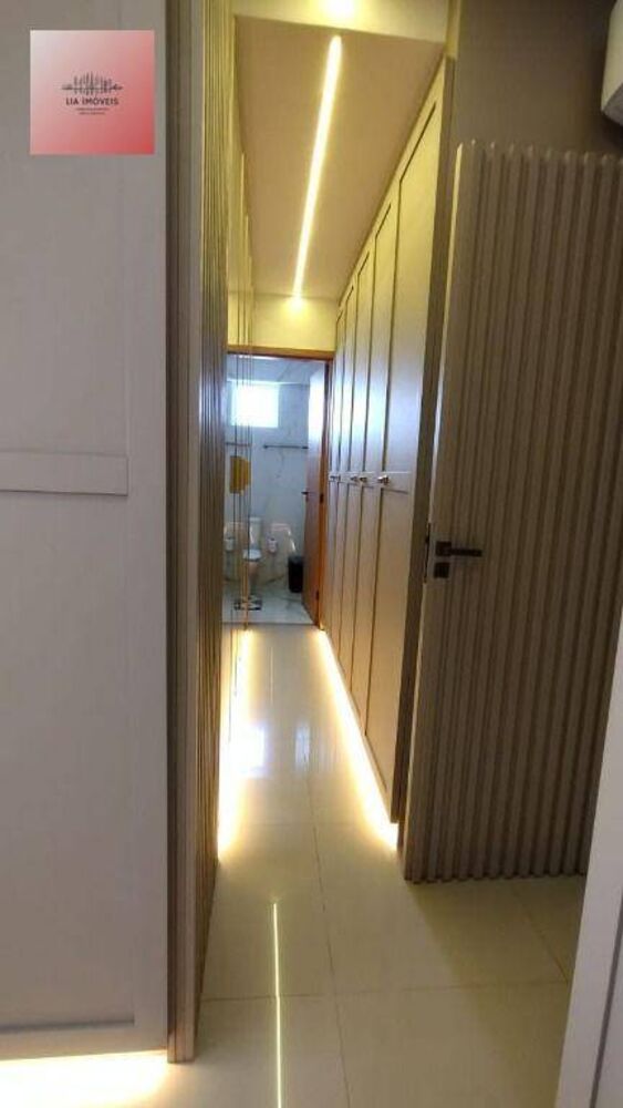 Apartamento à venda com 3 quartos, 181m² - Foto 6