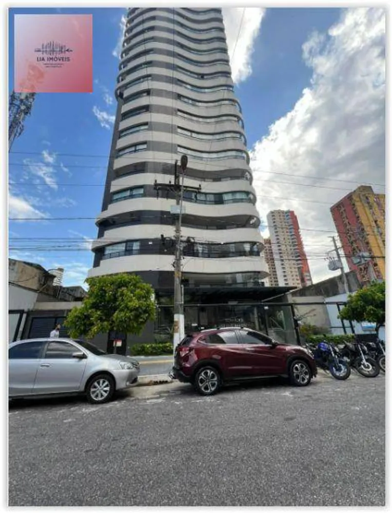 Apartamento, 3 quartos, 235 m² - Foto 1