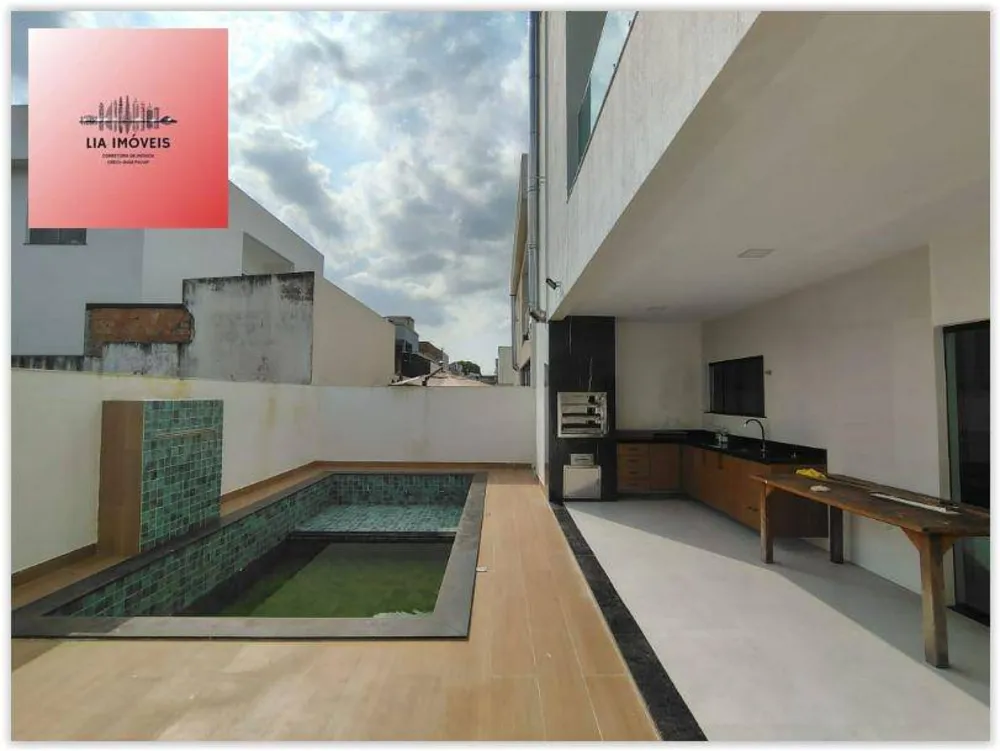 Casa, 4 quartos, 489 m² - Foto 1