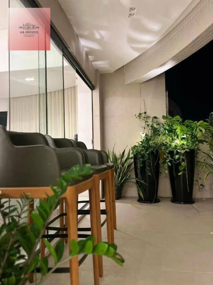 Cobertura, 3 quartos, 233 m² - Foto 4