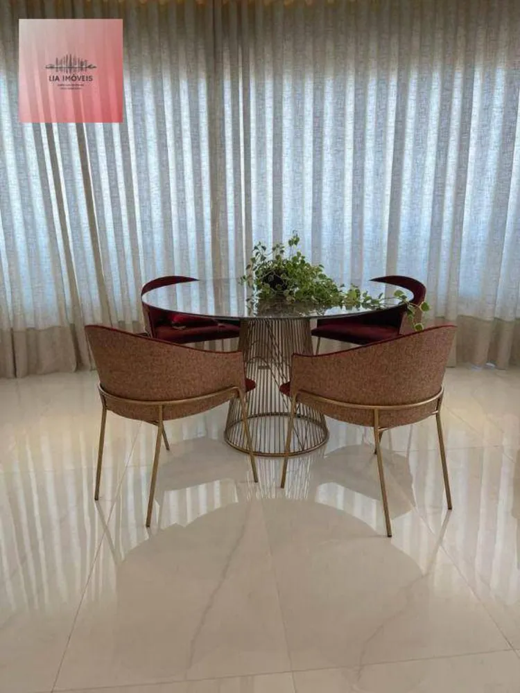 Cobertura, 3 quartos, 233 m² - Foto 7