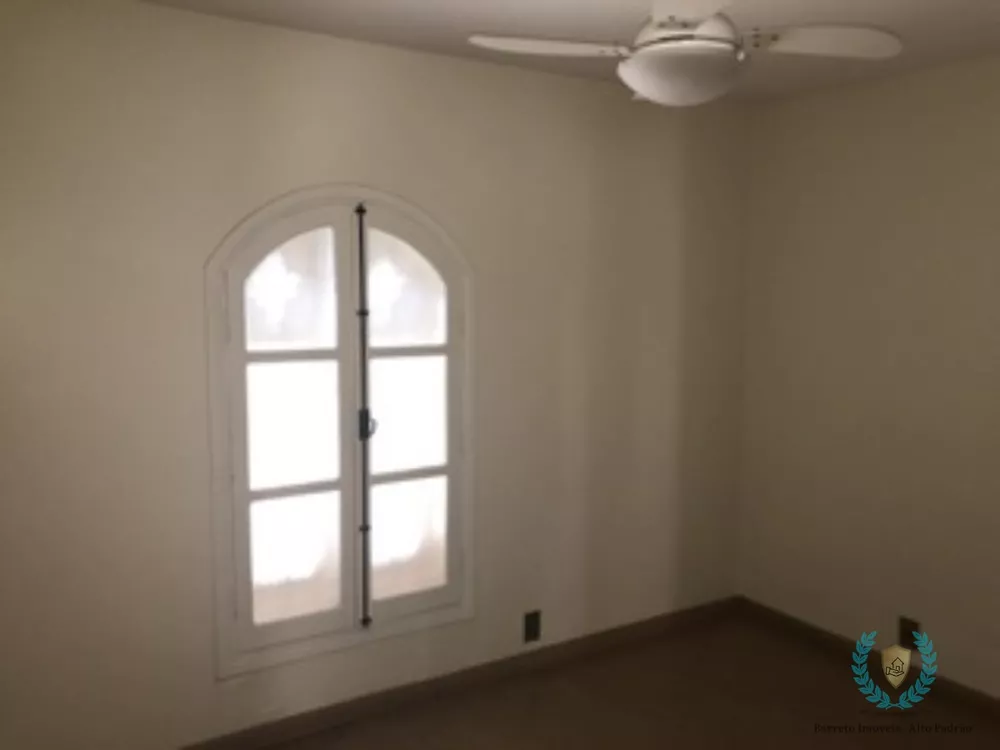 Casa, 4 quartos, 236 m² - Foto 8