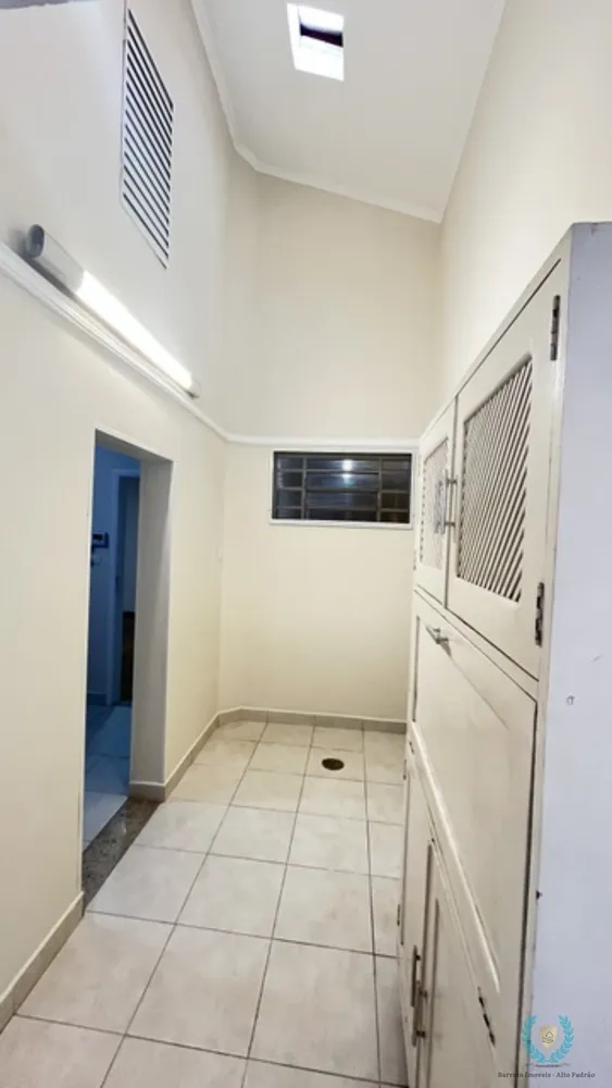 Casa, 3 quartos, 231 m² - Foto 9