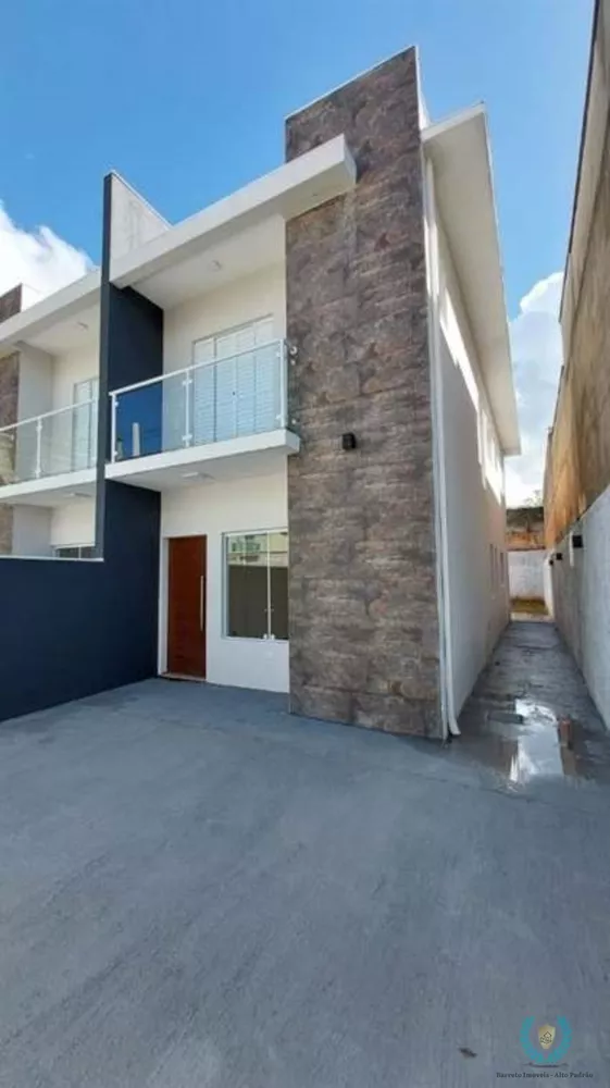 Casa à venda com 3 quartos, 113m² - Foto 2