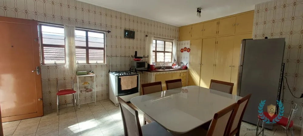 Casa, 3 quartos, 266 m² - Foto 9