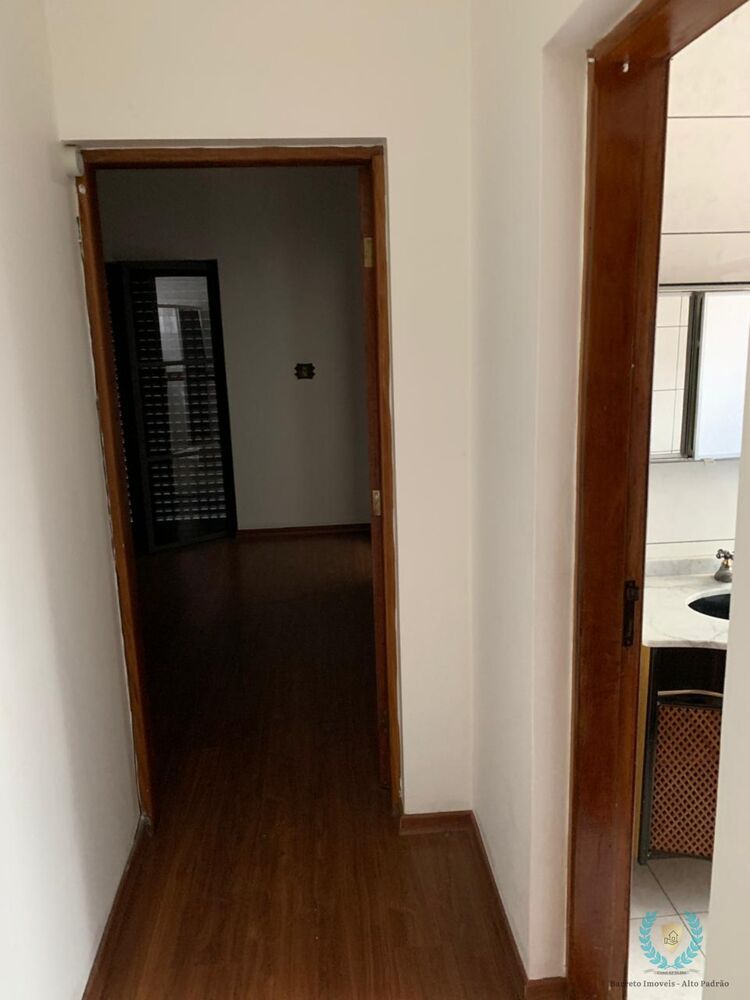 Casa, 4 quartos, 325 m² - Foto 4