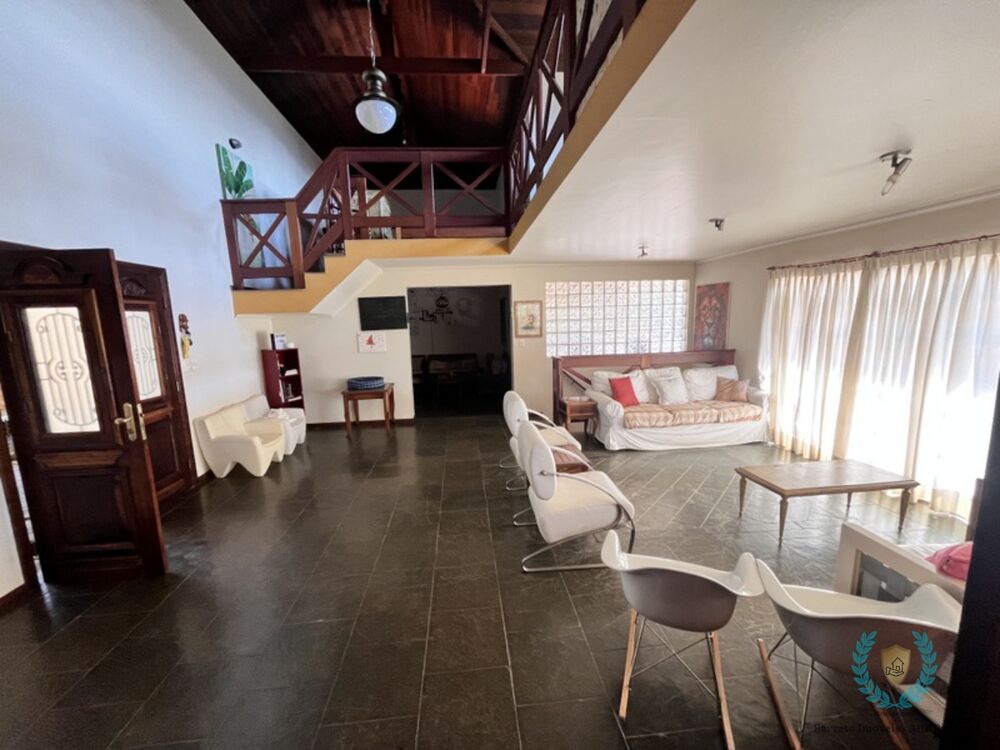 Casa para alugar com 3 quartos, 600m² - Foto 4
