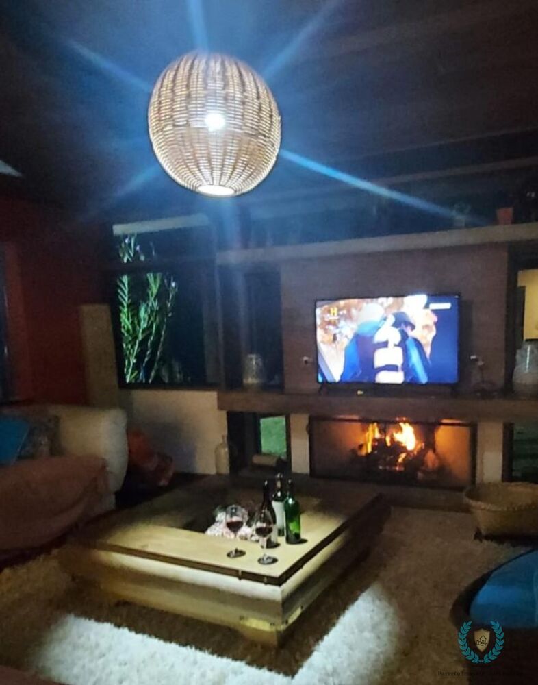 Casa de Condomínio à venda com 3 quartos, 275m² - Foto 8