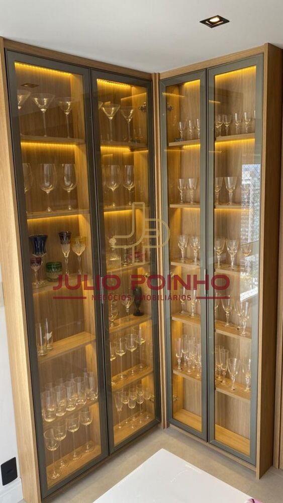 Cobertura, 3 quartos, 215 m² - Foto 3