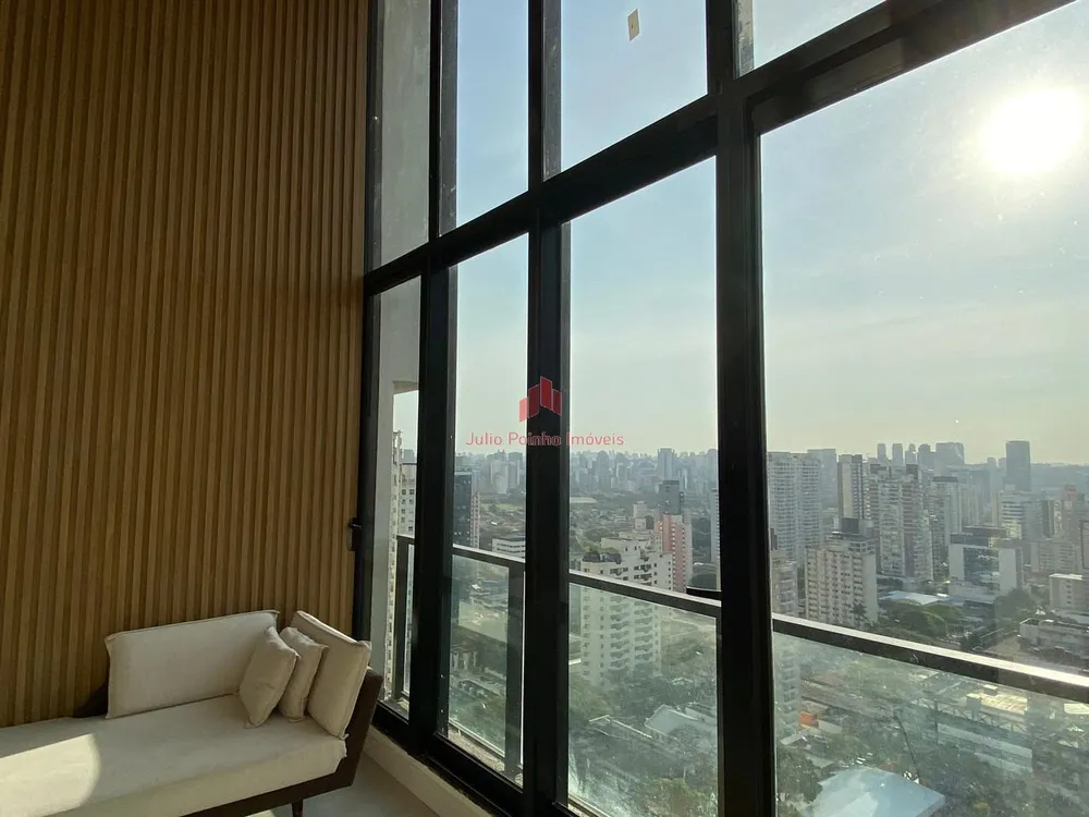 Cobertura, 3 quartos, 215 m² - Foto 1