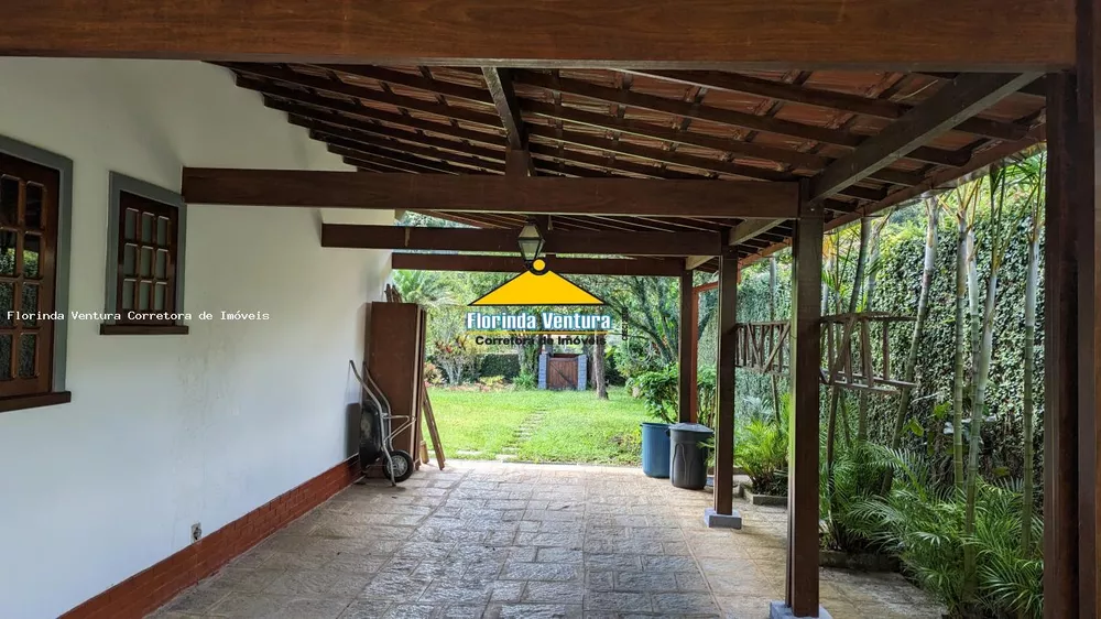 Casa de Condomínio à venda com 4 quartos, 390m² - Foto 4