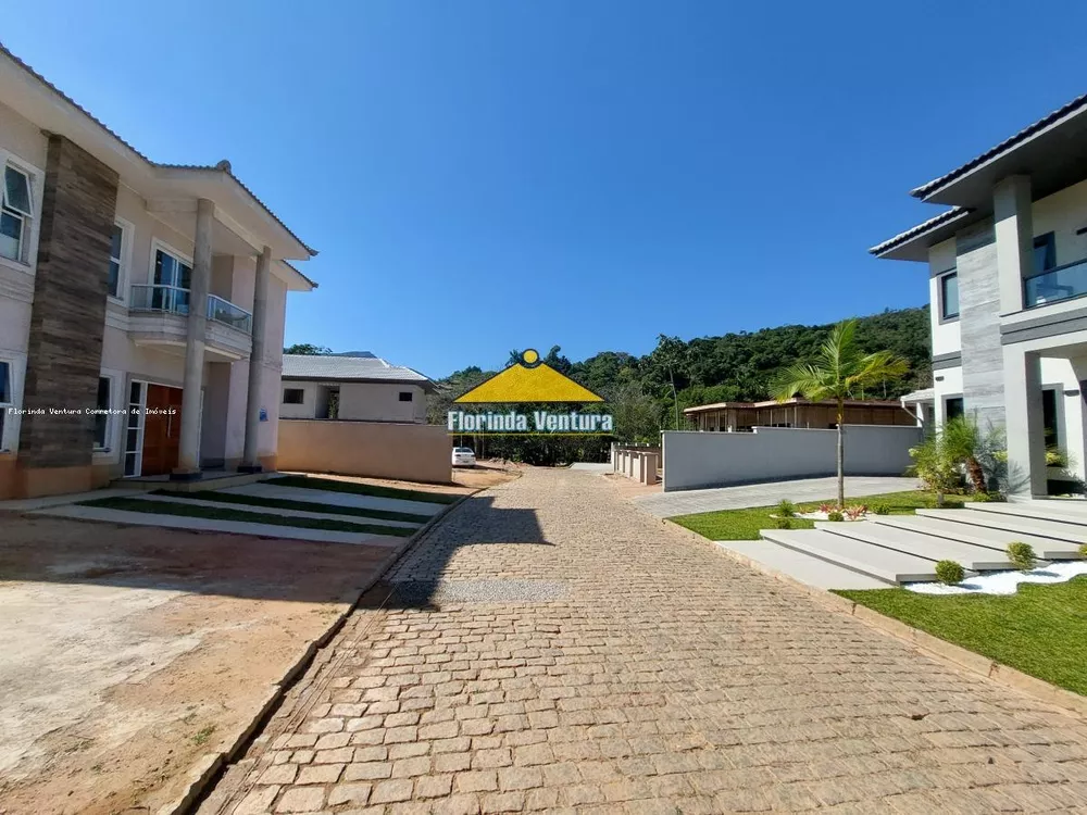 Casa de Condomínio à venda com 3 quartos, 214m² - Foto 5