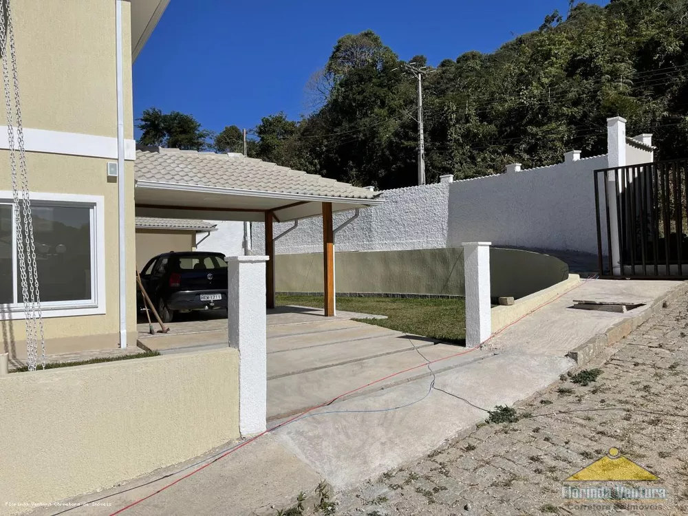 Casa de Condomínio à venda com 3 quartos, 230m² - Foto 5