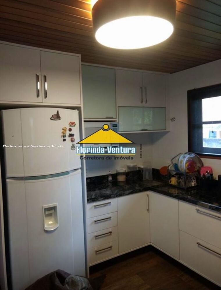Casa de Condomínio à venda com 3 quartos, 103m² - Foto 2