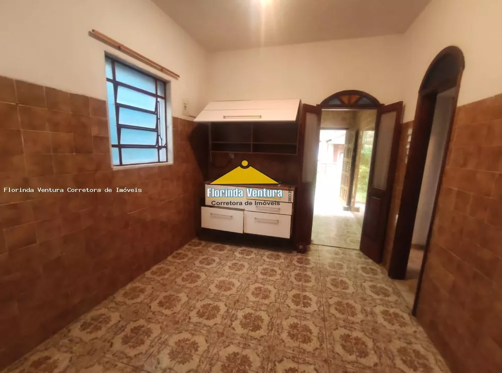 Casa, 4 quartos, 181 m² - Foto 1