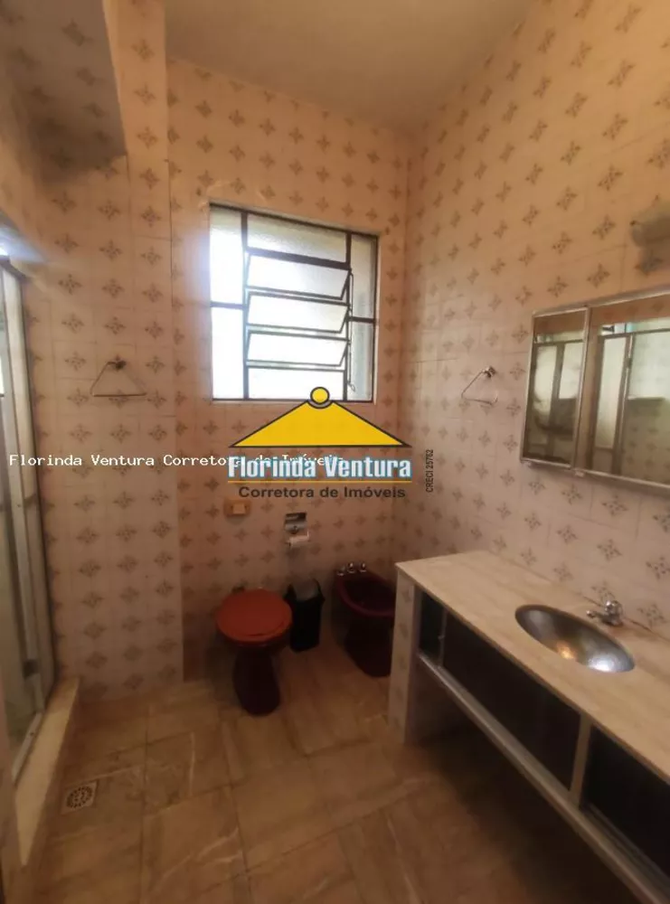 Casa, 4 quartos, 181 m² - Foto 2