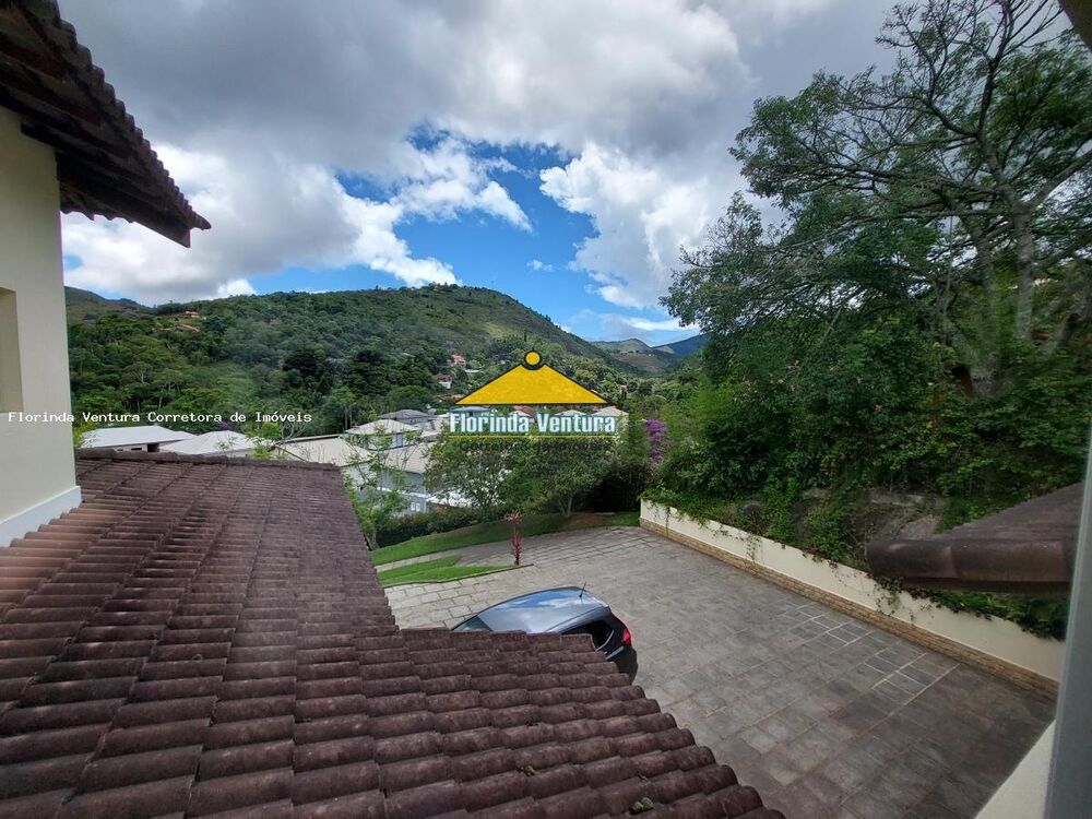 Casa de Condomínio à venda com 4 quartos, 263m² - Foto 4