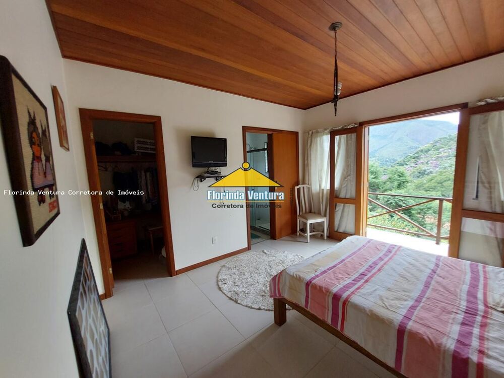 Casa de Condomínio à venda com 5 quartos, 250m² - Foto 12